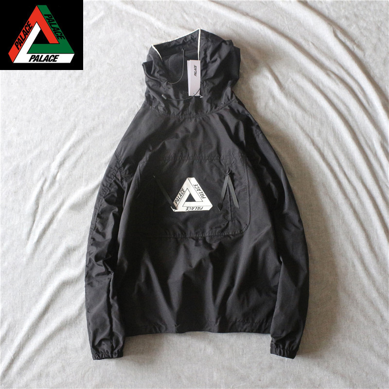 

Palace Parka skateboards over Park shell men's and women's jackets, White;black