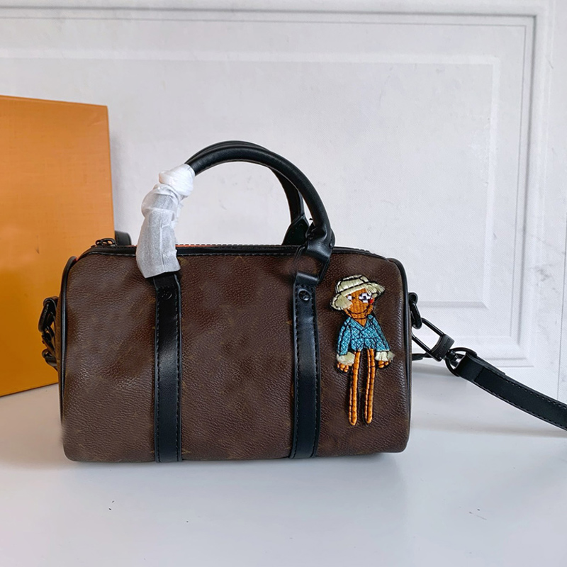 

Soft Travel Bag Pillow Handbag Purse Crossbody Bags Genuine Leather Tote Classic letter Embroidered Cartoon Figure Adjustable Shoulder Strap Keepall Zip Wallets