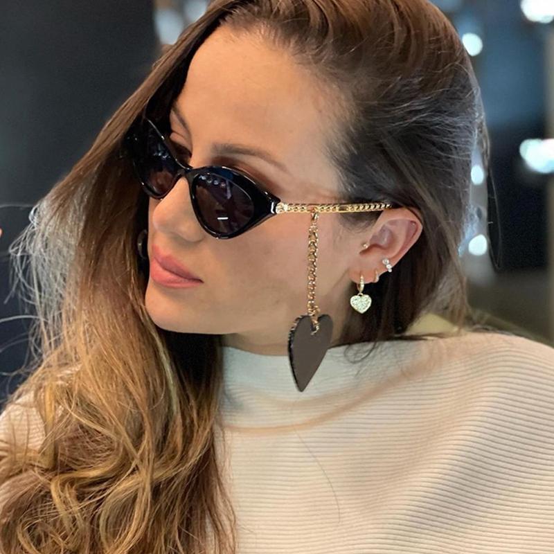 

Sunglasses 2021 Fashion Small Cat Eye Shaped Women Luxury With Metal Chains Legs&Love Pendant PC Frame Chain Sun Glasses UV400