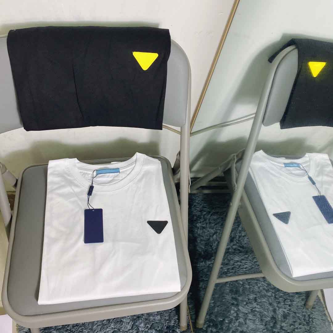 

2021ss spring and summer new high grade cotton printing short sleeve round neck panel T-Shirt Size: m-l-xl-xxl-xxxl Color: black white mm27w