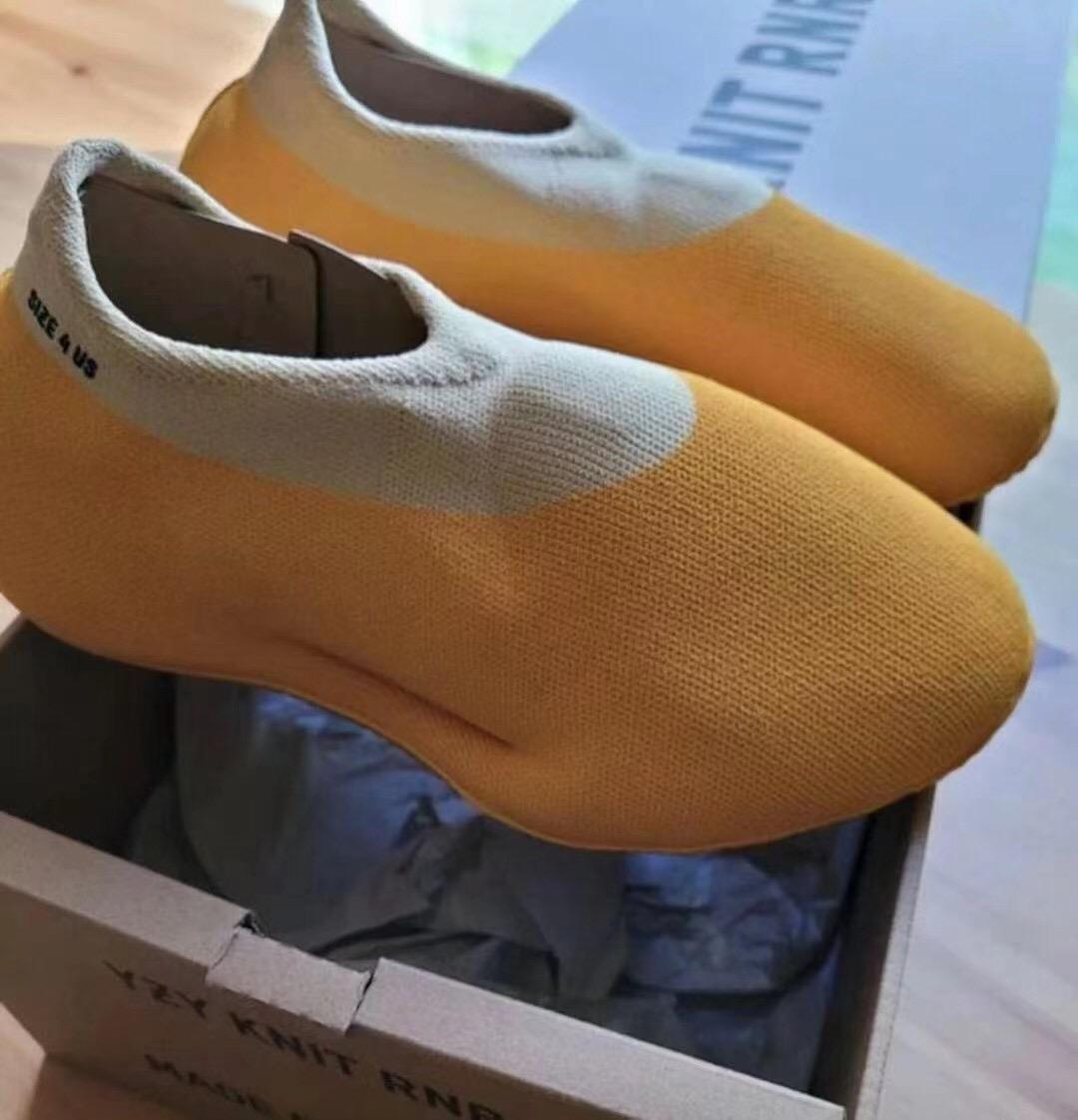 

2022 Sock knit runner sulfur oxford tan kany v1 shoes top basf pk version turtle dove oxfordtan moon rock running sneakers us5-us12 wi