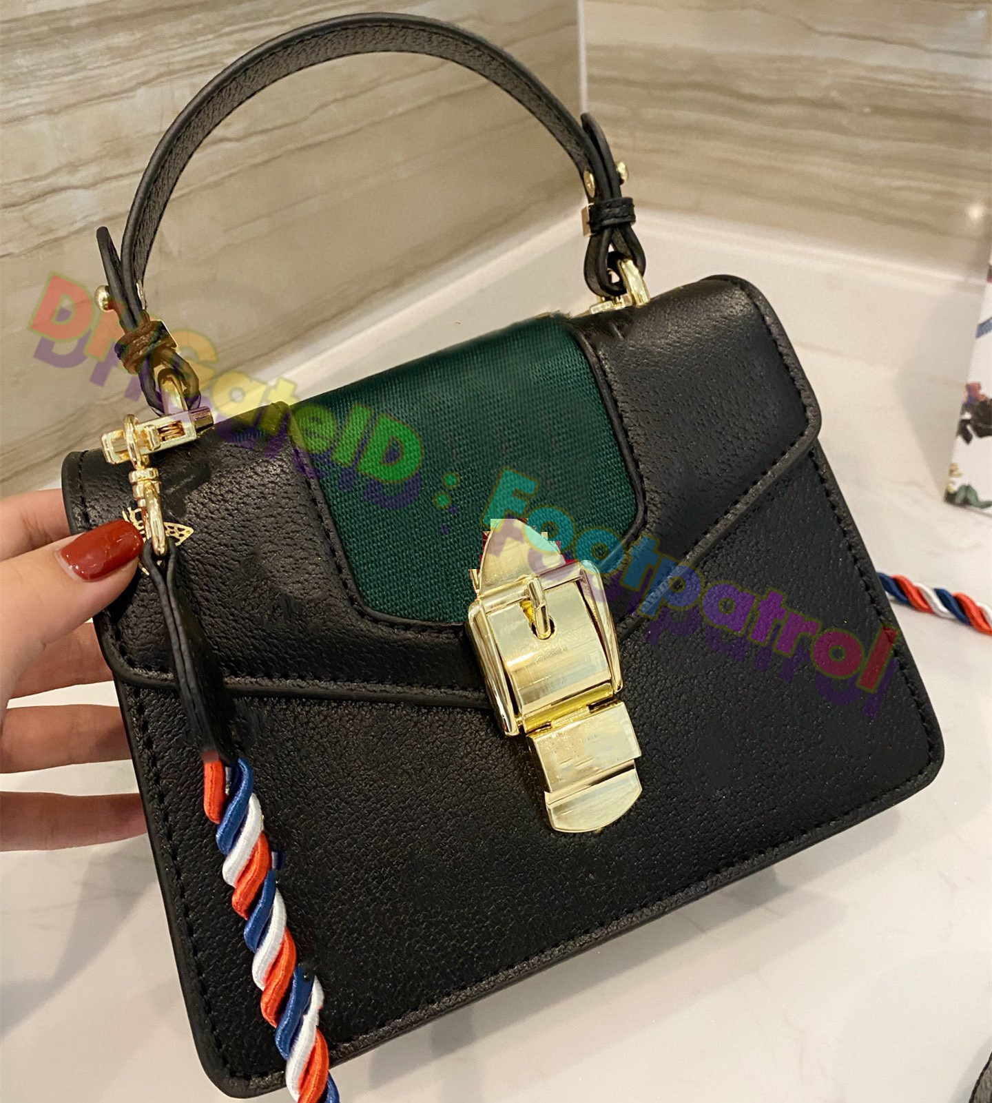 

2021 Vintage Little Bee Totes Messenger Bags Must-have Shoulder bag Classic Top quality Cross body handbags Fashion women purse coins wallet multi pochette Flap, No bags