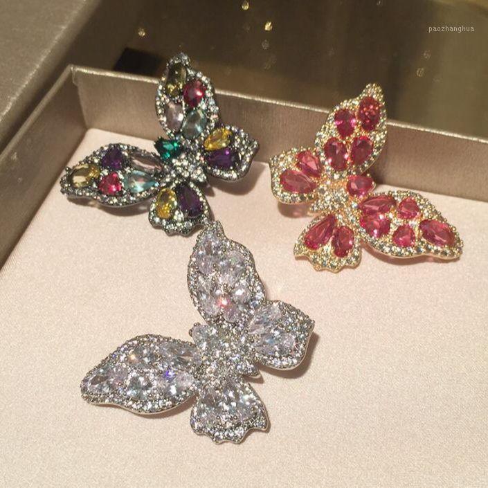 

Hollow Color Shiny Rhinestone Butterfly Stud Earrings Women Personality Exaggerated Elegant Ladies Delicate Banquet Ear Jewelry, Golden;silver