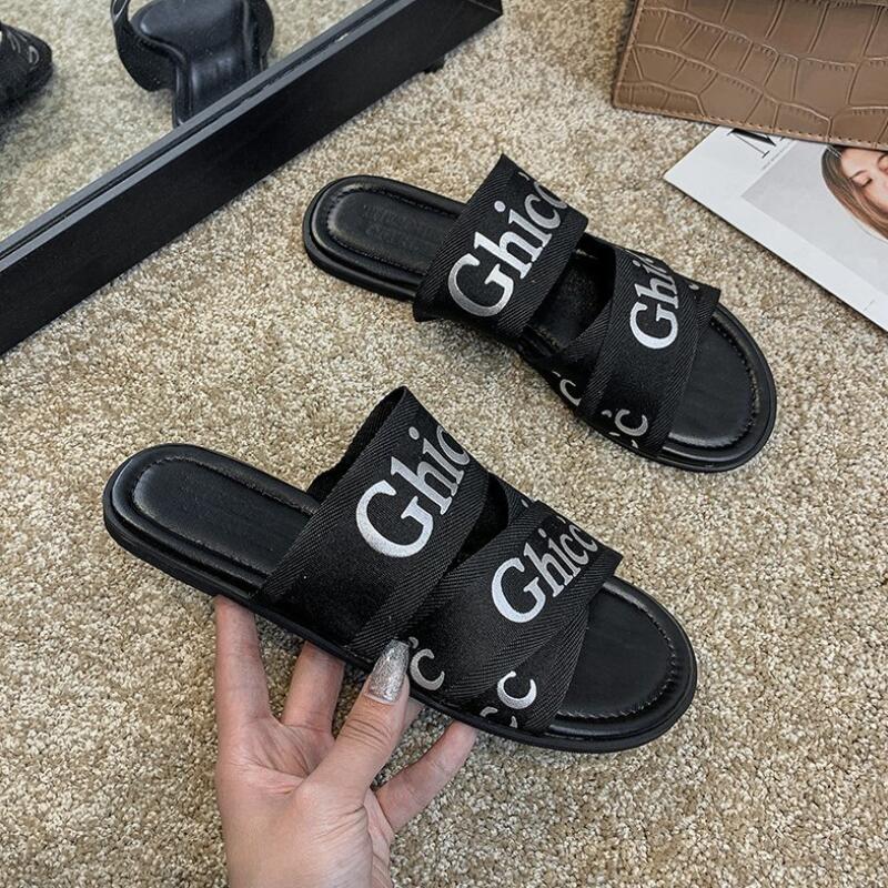 

Fashion Summer Style Crystal Flip Flops Outdoor Large Size Slippers Women Flat Leisure Beach Slippers Vacation Sandals, Camouflage