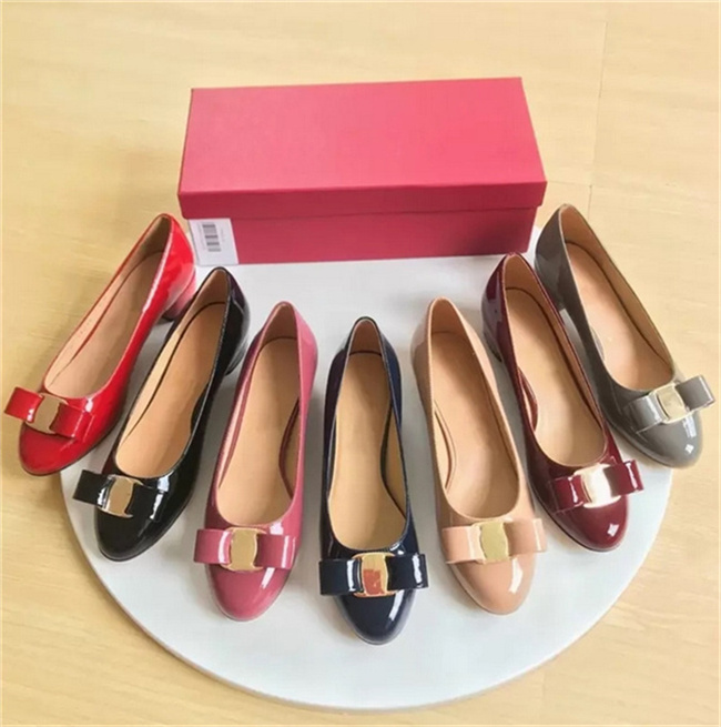 

Designers Dress Shoes Ladies High Heels Round Toe 100% Leather Flat Sandals Bow Decorate Stilettos Party Wedding Set of Mouth Shoe Ballet Size 34-41