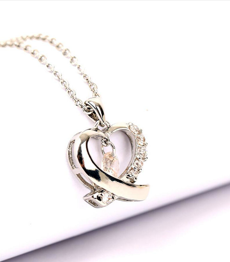 

Sweet and elegant temperament simple diamond design sense clavicle heart-shaped necklace jewelry (19shangying8ban 0301190835 lihuilin), Silver
