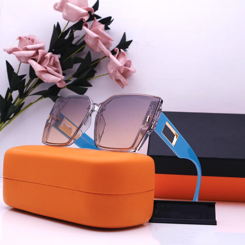 

Designers Sunglasses for Men Women Luxurys Fashion Sun Glasses Outdoor Drive Holiday Summer Personality Full Frame Square Classic Sunglass High Quality with Box