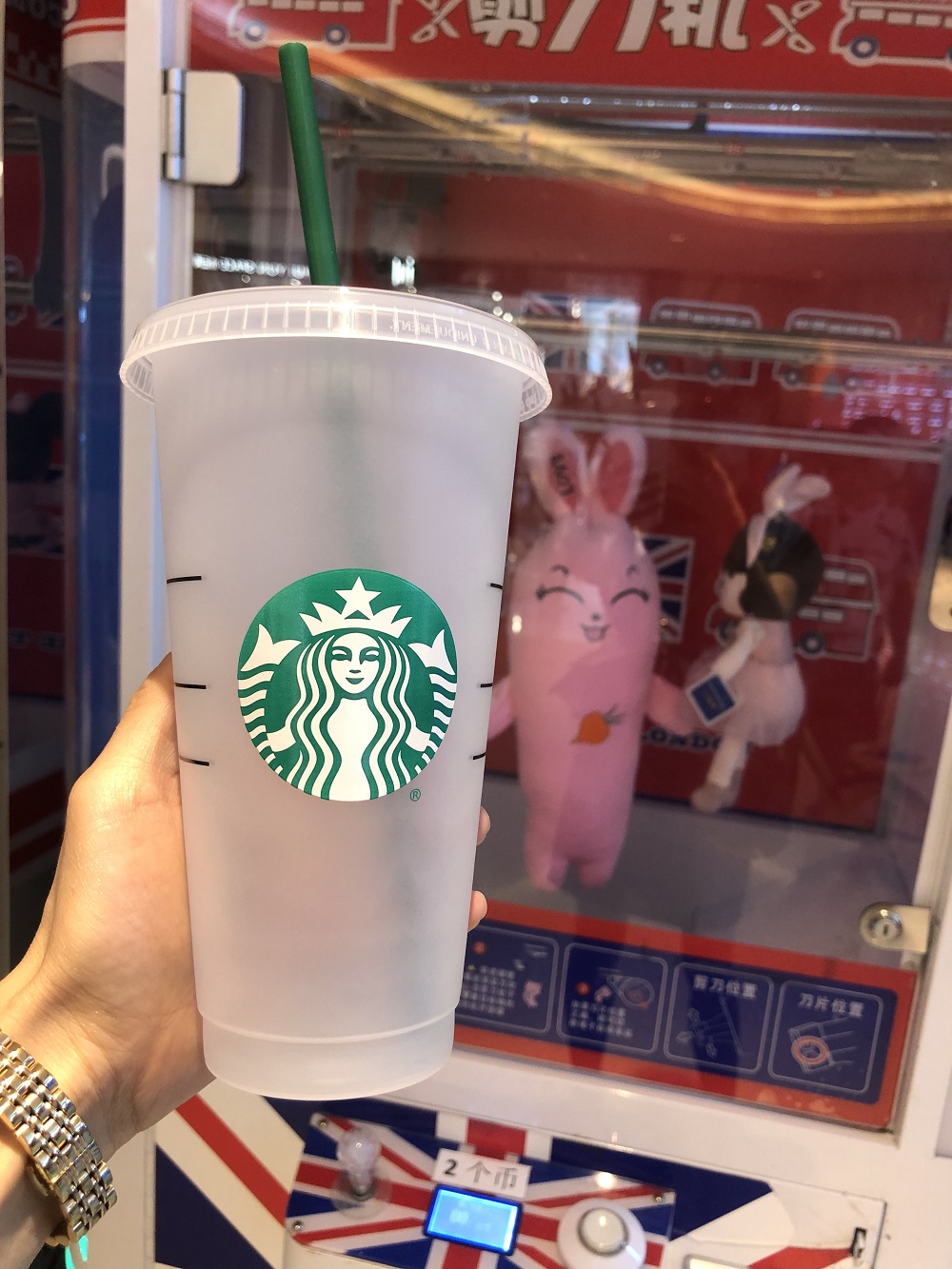 

Starbucks 24oz/710ml Plastic Tumbler Reusable Clear Drinking Flat Bottom Cup Pillar Shape Lid Straw Mug Bardian 10pcs More than 30 pieces free DHL, Vip special