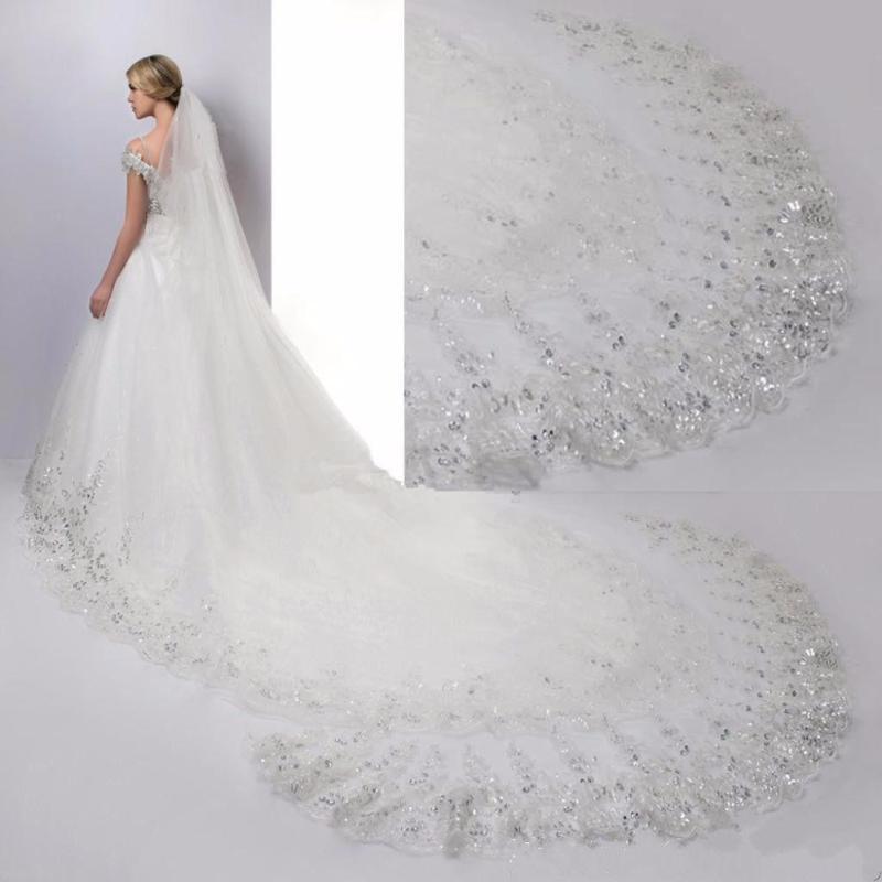 

Bridal Veils 4 Meters Cathedral Wedding Veil Long Lace Edge With Comb Accessories Wholesale, White