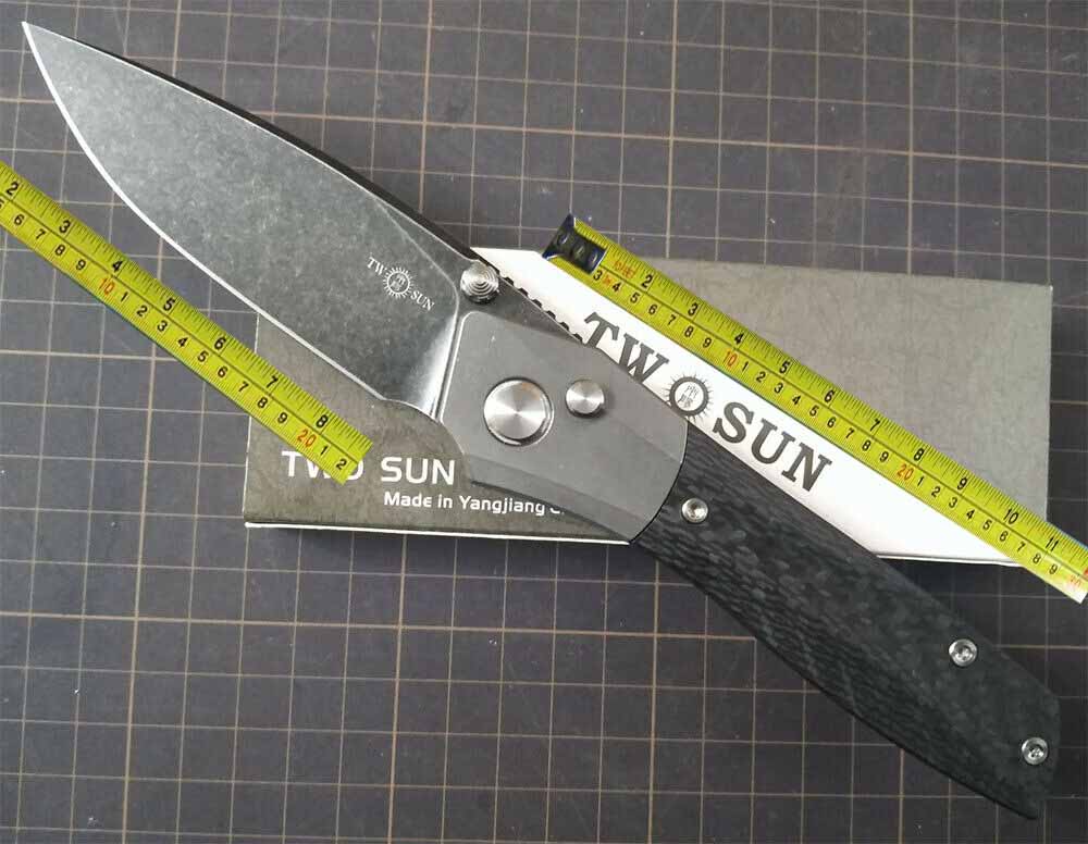 

TwoSun Camping Carbon Fiber Titanium Button Lock Pocket Folding Knife TS303