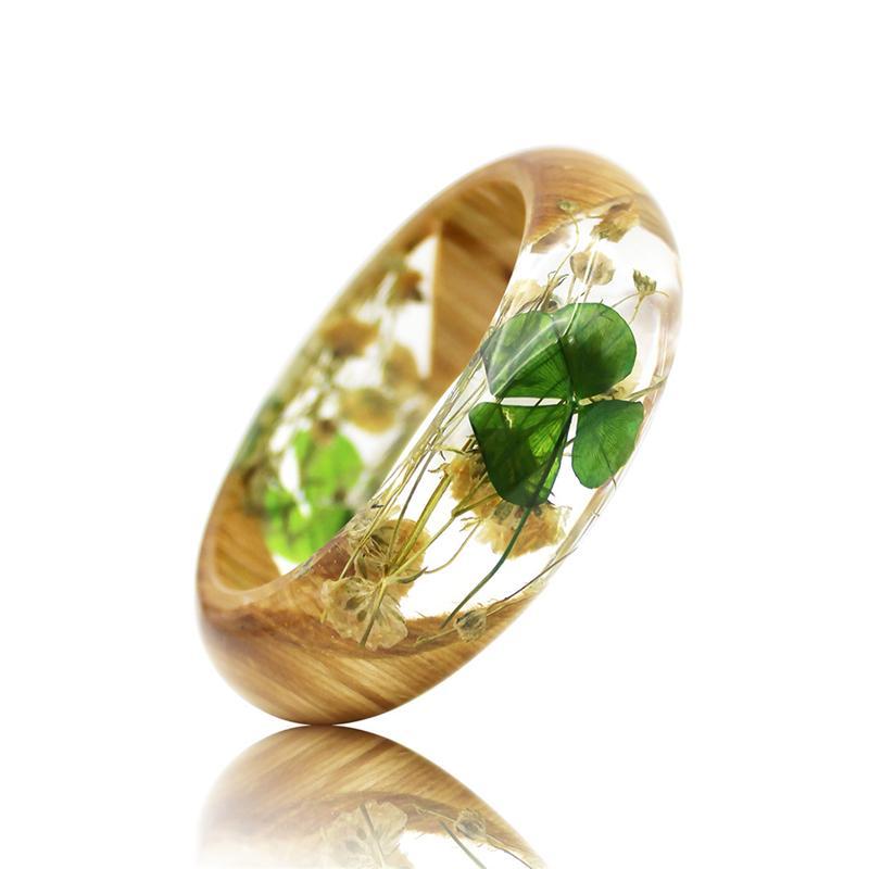

Charm Bracelets 1pc Dried Plant Bracelet Elegant Clover Gypsophila Resin Bangle For Women Ladies Girls