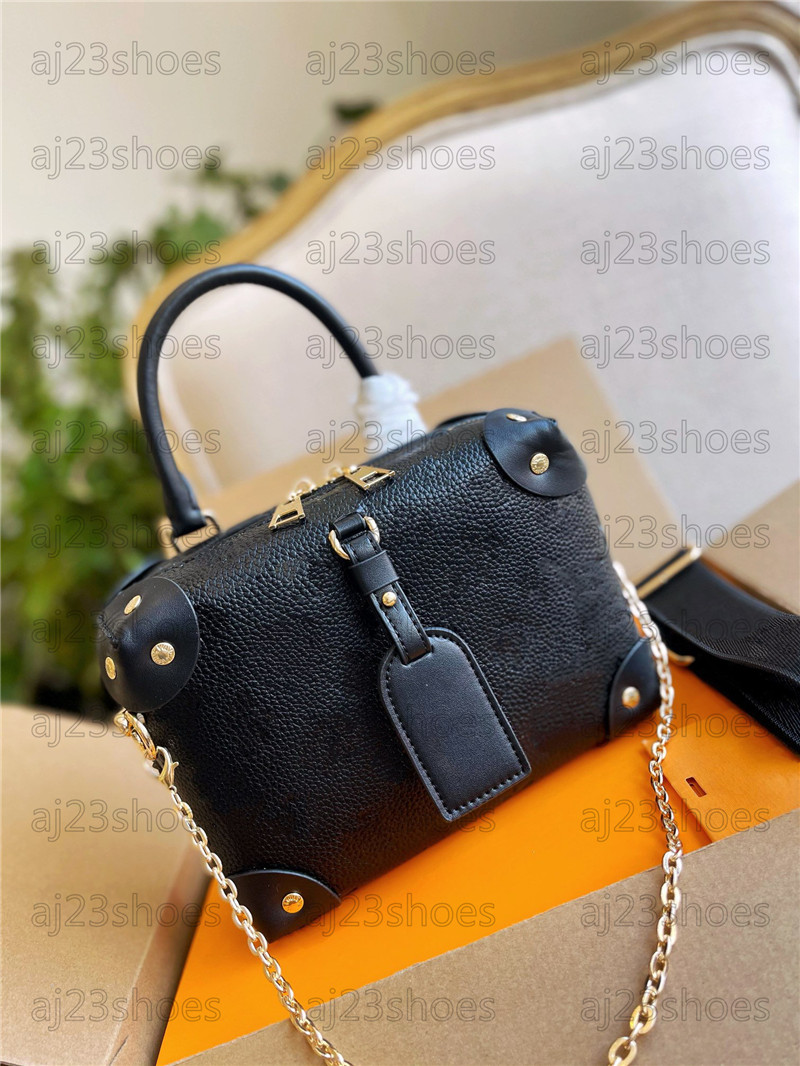 

Fashioned M45393 Shoulder Bags Black Embossed Monograms Luggage Tag Riveted Leather Corners Versatility Small Cross Body Classic Petite Malle Souple Handbag, 01