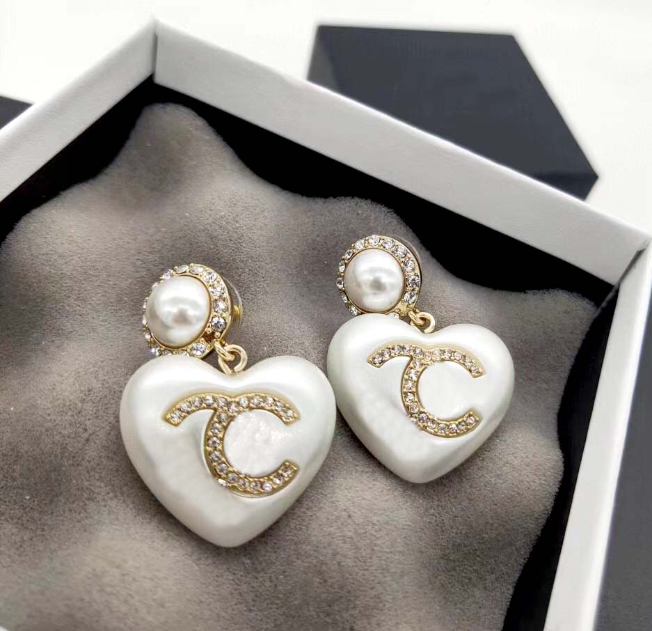

heart shape with diamond and pink white pearl for wome wedding jewelry gift pendant necklace in two colors have box stamp PS3995