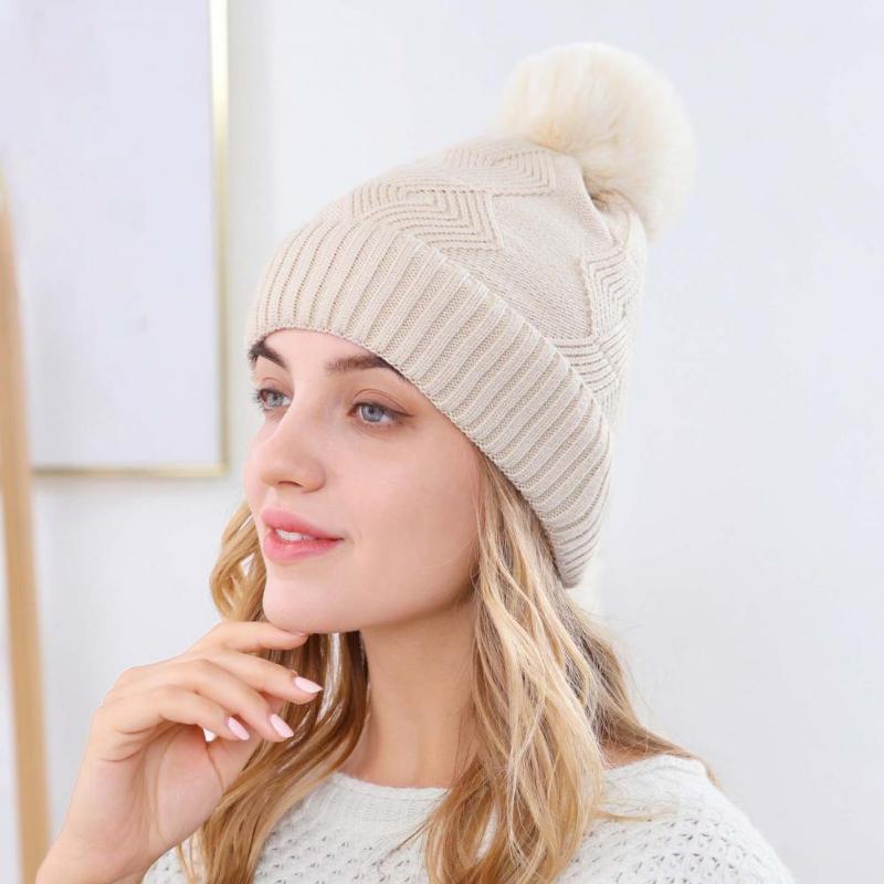 

Berets Real Pompom Beanie Hat Women Winter Knitted Warm Big Raccoon Pom For Female, Grey