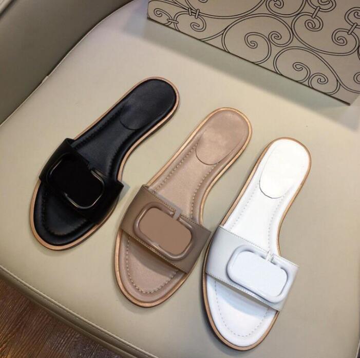 

Hot 2021 summer new flat shoes non-slip word slippers beach shoes