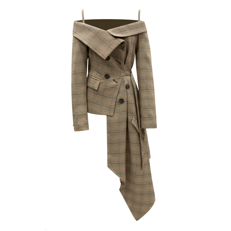 

Compact Asymmetric Jacket, Revealing the Woman's Shoulders, Has An Impressive Design, Khaki