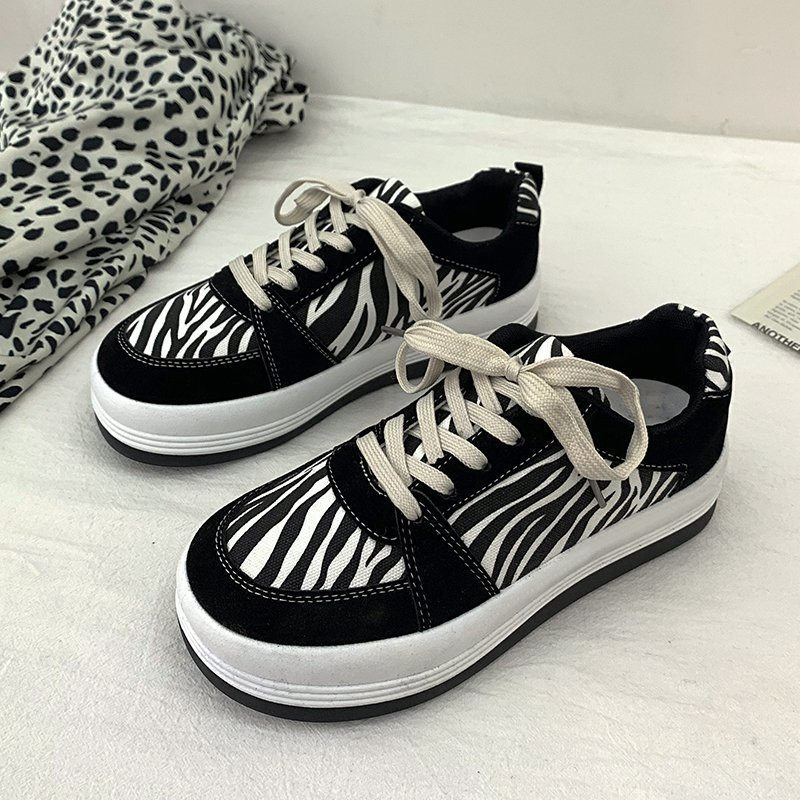 

Japanese student sweet lolita shoes harajuku vintage round head college Flat Platform shoes cute kawaii shoes loli cosplay, Black;white
