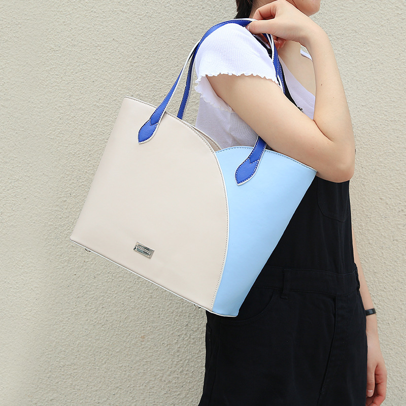 

8-5 duffle bag Duffel Bags luggage Travelling Bag Women large capacity luggage bag handbag Travel Bags mens backpack travel, Red;black