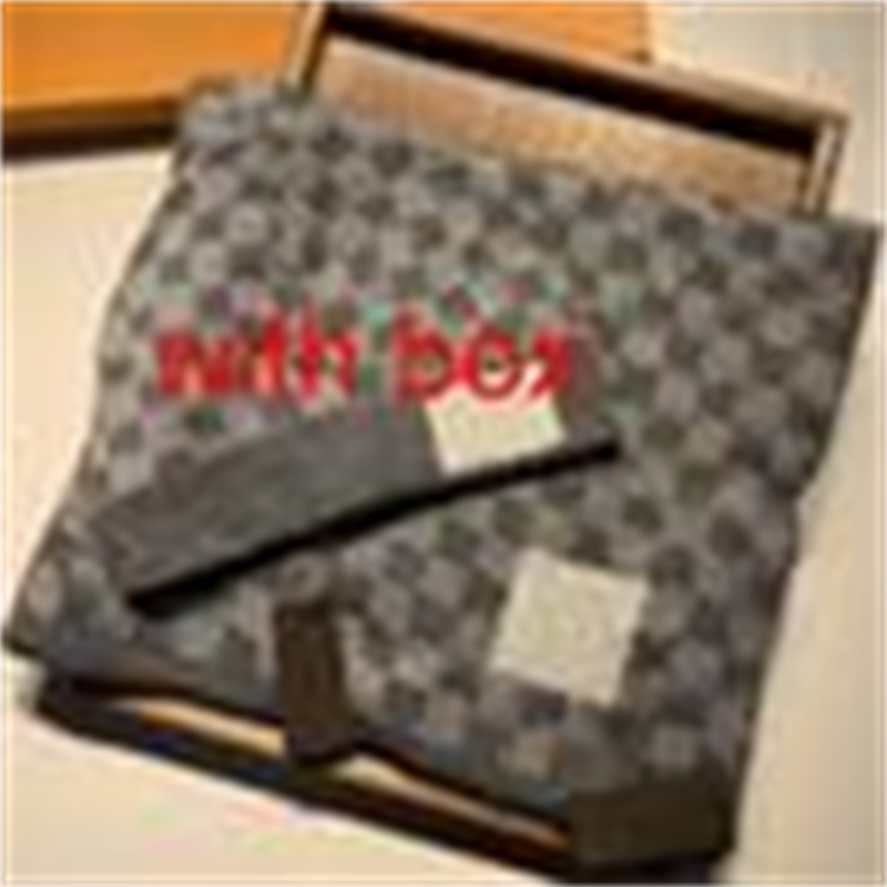 

HIGH Quality Classic lattice Winter hats designers bone cap Mens women Couple scarf hat two-piece suit Scarf Caps Men Scarves Sets101041015