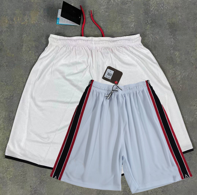 

Retro classic 1998 1999 2007 2008 2009 Manchester Shorts BECKHAM ROONEY SCHOLES GIGGS FERDINAND EVRA RONALDO SOLSKJAER united Soccer football Sports pants, 1998 home