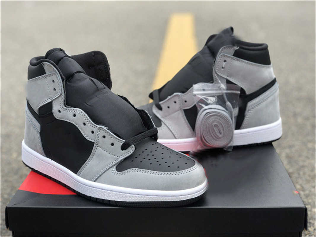 

2021 Hottest Authentic 1 Shadow 2.0 Man Outdoor Shoes 555088-035 Black Light Smoke Grey White Sports Sneakers With Original Box