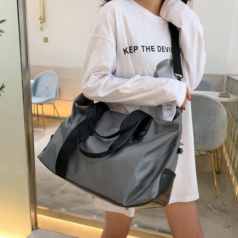 

Simple Versatile Gym Bag Nylon Waterproof Excursion Travel Duffel Bags, Black