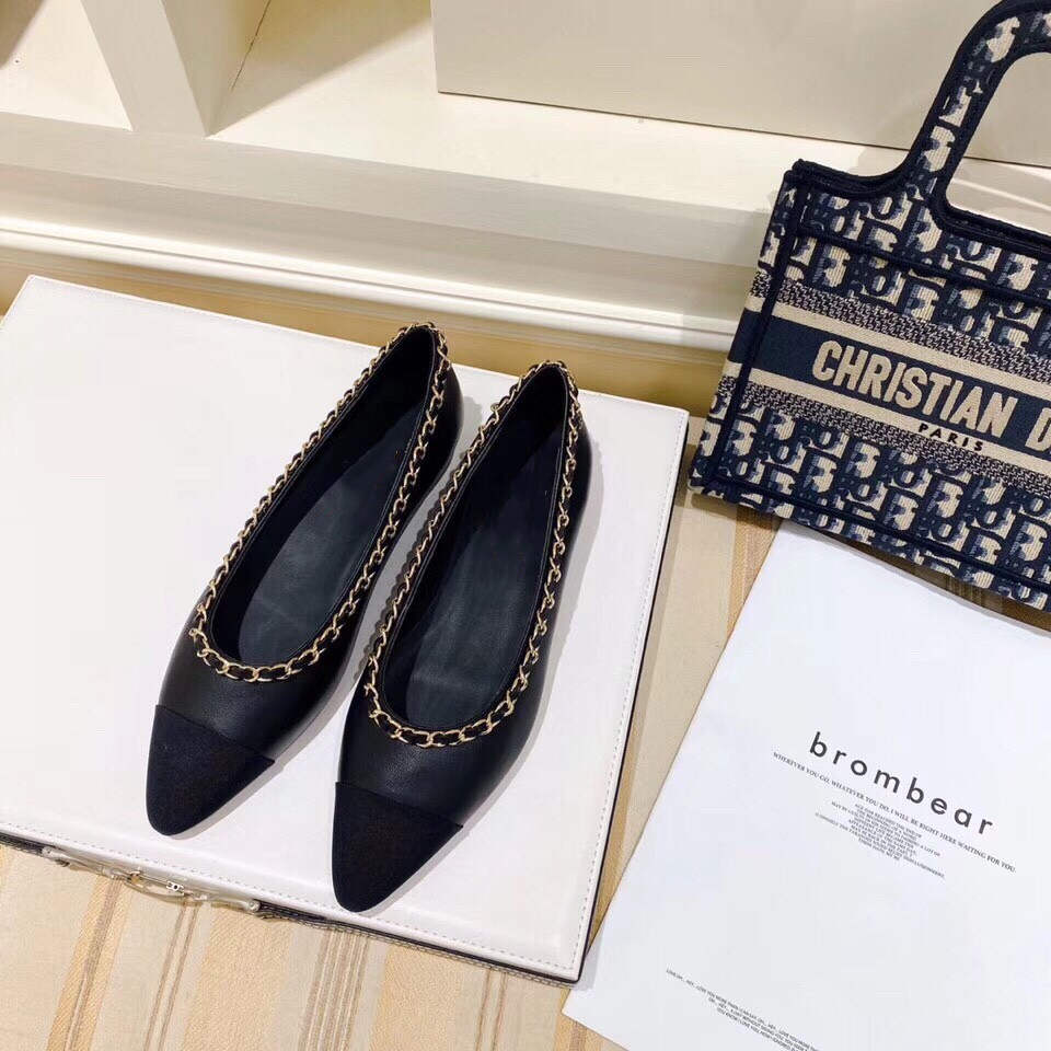 

Manufacturers wholesale sandals, flat shoes fashion casual work, summer, black