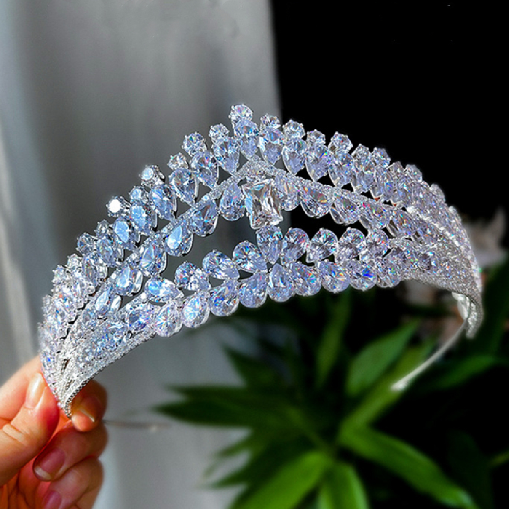 

#Downton Recommend Luxury Crystals Bridal Crowns Diamonds Tiaras Wedding Jewelleries birthday party princess Crown hair Decors jewels brides jewelry