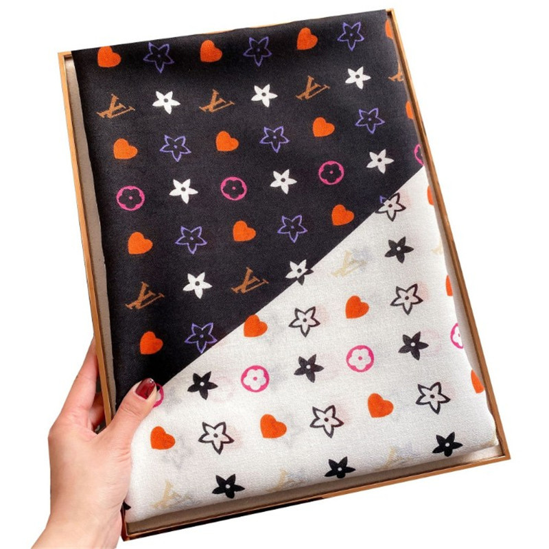 

Shawls Ladies Beach Towel Printed Silk Female European and American Fashionable Stylish Spring Summer Long Scarf