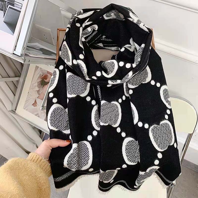 

2021 Designer Scarf Winter Women Cashmere Lady Stoles Design Print Female Warm Shawls and Wraps Thick Reversible Scarves Blanket