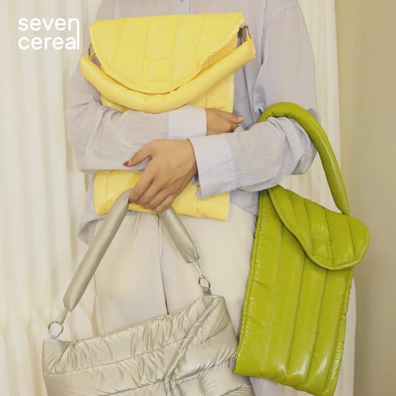 

Evening Bags Casual Space Padded Pillow Bag Women Shoulder Luxury Soft Water Proof Crossbody Messenger Laptop IPad Tote Handbags