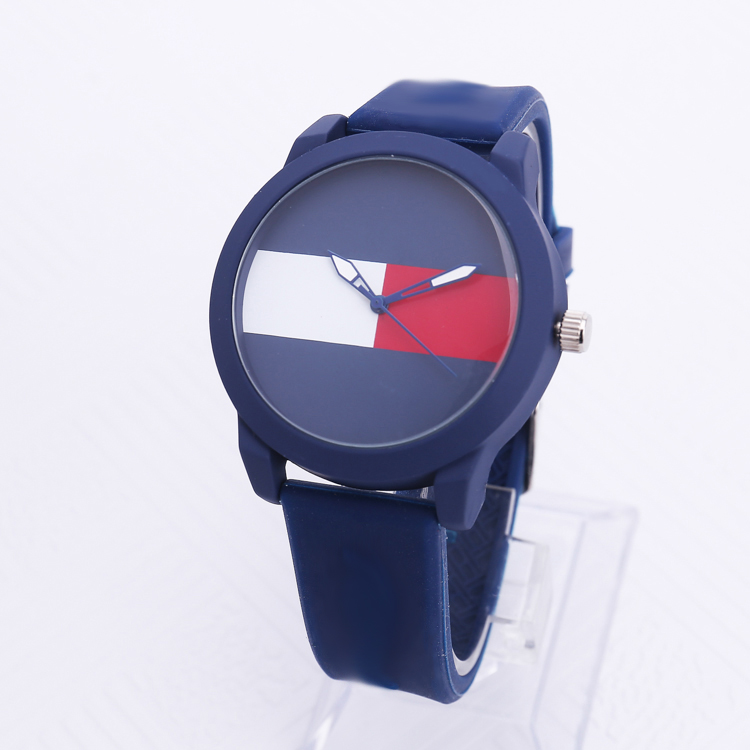

SALE Wholesale Quartz Battery luxury Watches for Men Silicone Strap 40mm Watch 2021, White