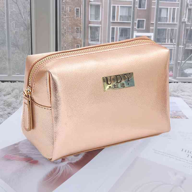 

2021 new waterproof travel large capacity leather cosmetic storage bag, Gold