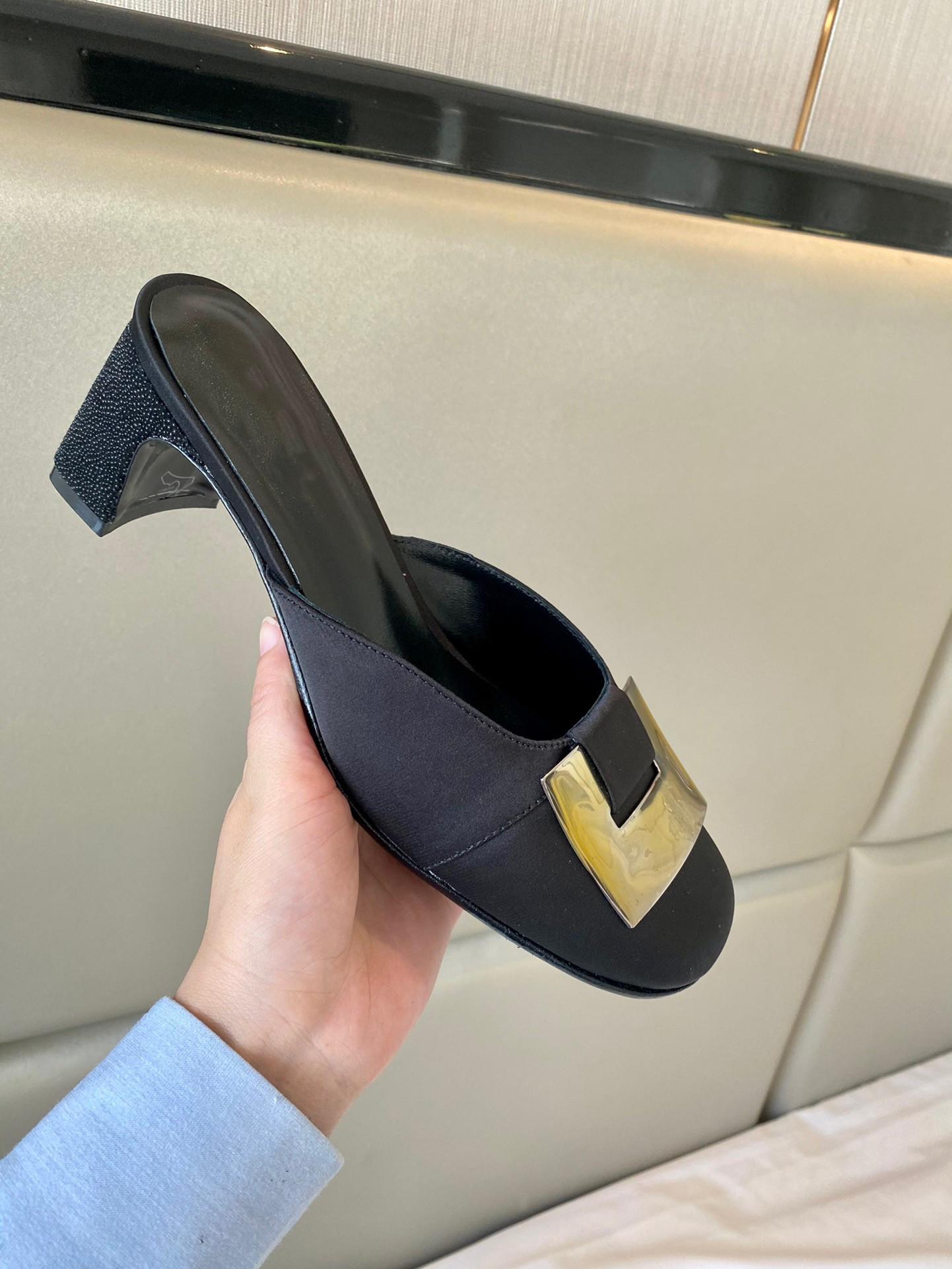 

2022 Ladies dress shoes slippers leather high heels spring and autumn pointed toe size 35-40, Red