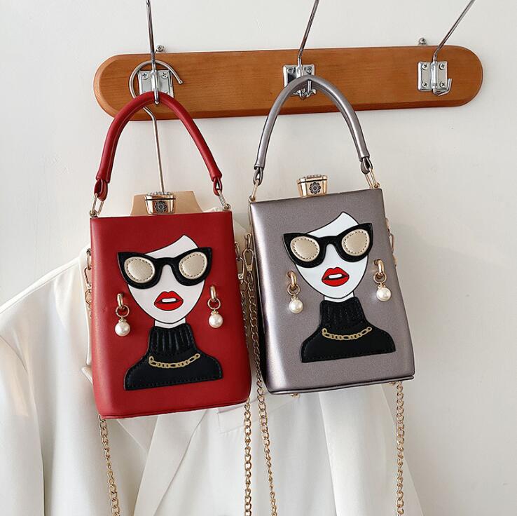 

Factory wholesale women bag fashion stitching beauty hard box Diamonds dinner handbag sweet and lovely Beads chain bags elegant leather handbags, Red(boutique box)