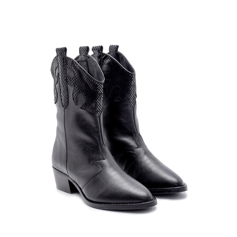 

Stylish Women Black Cowboy Boots