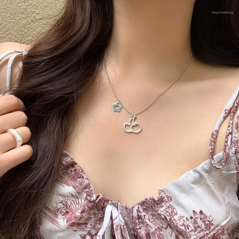 

Chains Sweet Jewelry Flower Cherry Pendant Necklace 2021 Design Temperament One Chain For Girl Fine Accessories