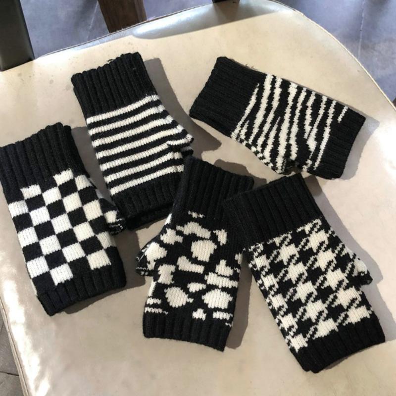 

Five Fingers Gloves Autumn And Winter Houndstooth Woolen Mittens Knit Black White Checkerboard Korean Driving Writing Cycling Half-finger, Blue;gray