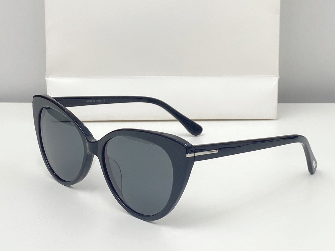 

Summer Sunglasses For Men and Women Cat eye 0869 style Anti-Ultraviolet Retro Plate Full Frame fashion Eyeglasses Random Box