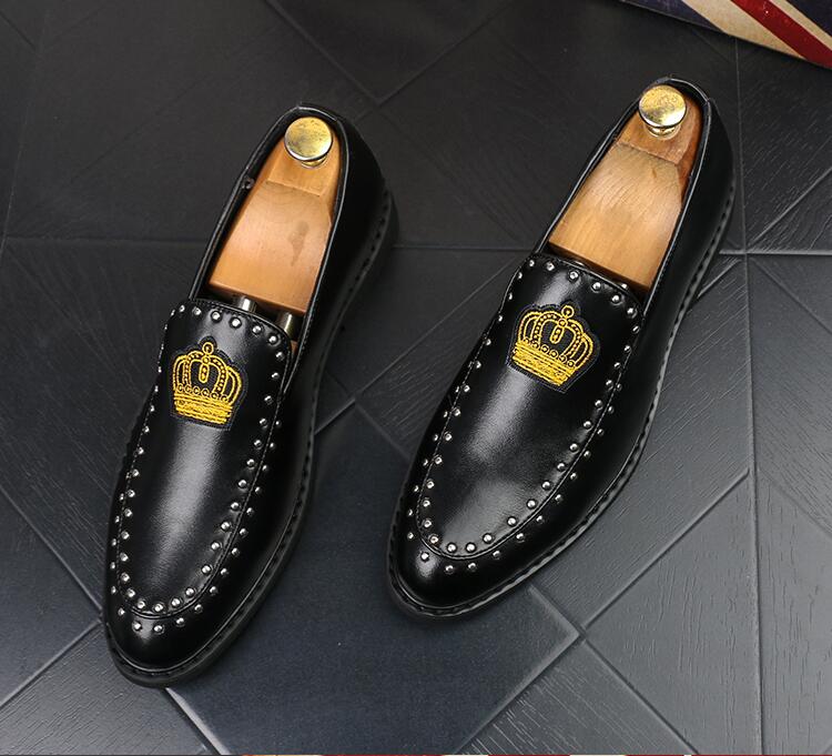 

New arrival Men charming glitter embroidery crown flats Dress Loafers gentleman Shoes Male Wedding Homecoming Evening Groom Prom shoes, Black