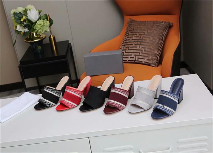 

2022 Women Sandals High Heels Sandals Top Quality Striped Slippers Black Knit Embroidery Heel Sandal Outdoor Fashion Summer Letters Slipper With Box 35-43, Color 9