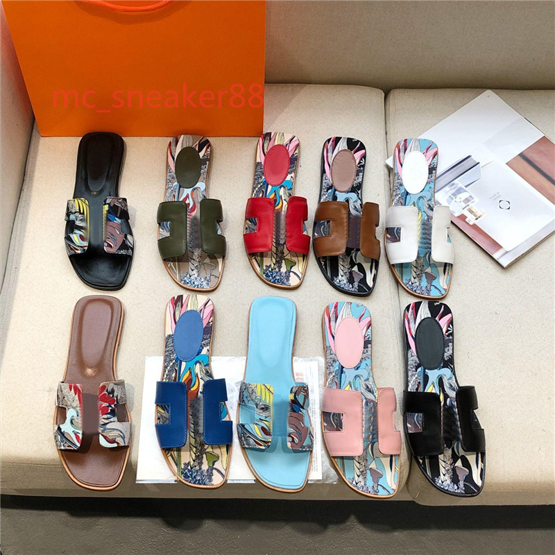 

2021 Summer lady slippers Classic Flat woman beach slipper Cartoon Big Head Slides Leather Bath fashion women shoes Large with boxsize 35-42