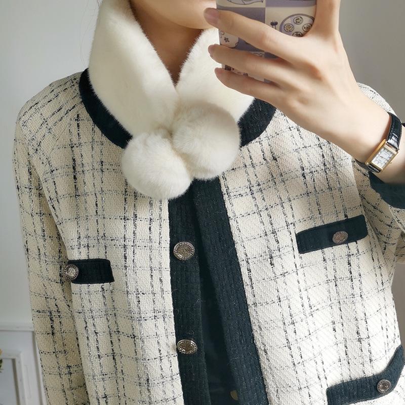 

Scarves Women's Winter Lovely Plush Warm Ball Short Scarf Autumn/winter Students Street Versatile Kawaii Imitation Cashmere