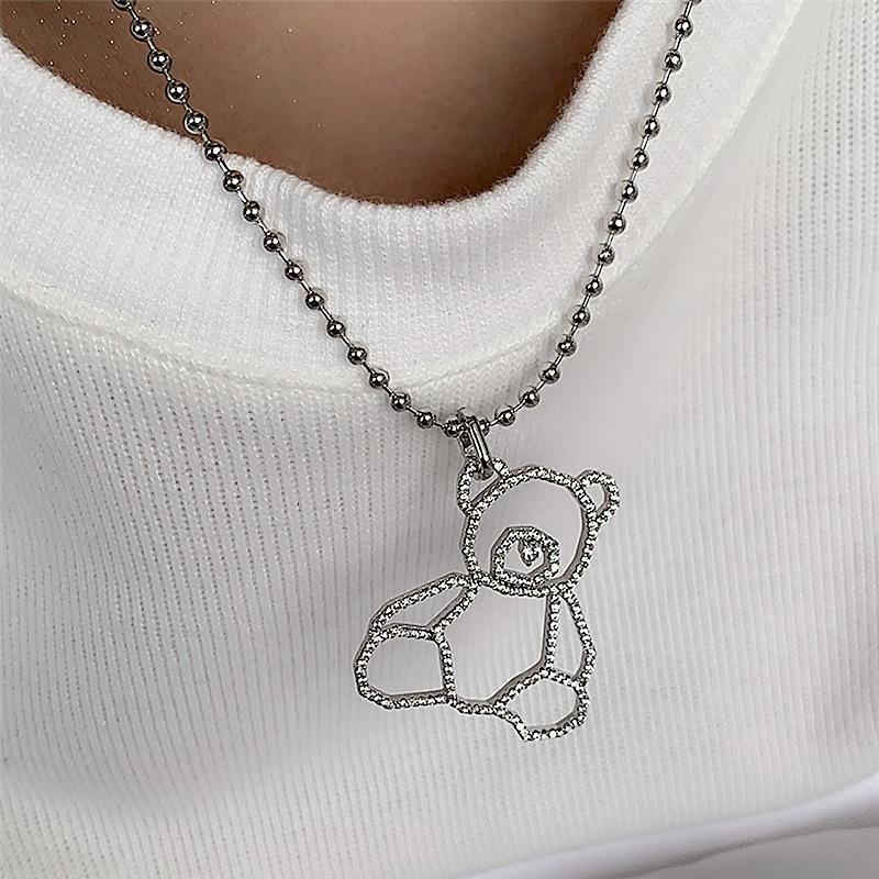 

Chains AOMU Sweet Cute Silver Color Rhinestone Bear Beaded Necklace Irregular Geometric Hollow Cartoon Clavicle Chain For Women Gifts