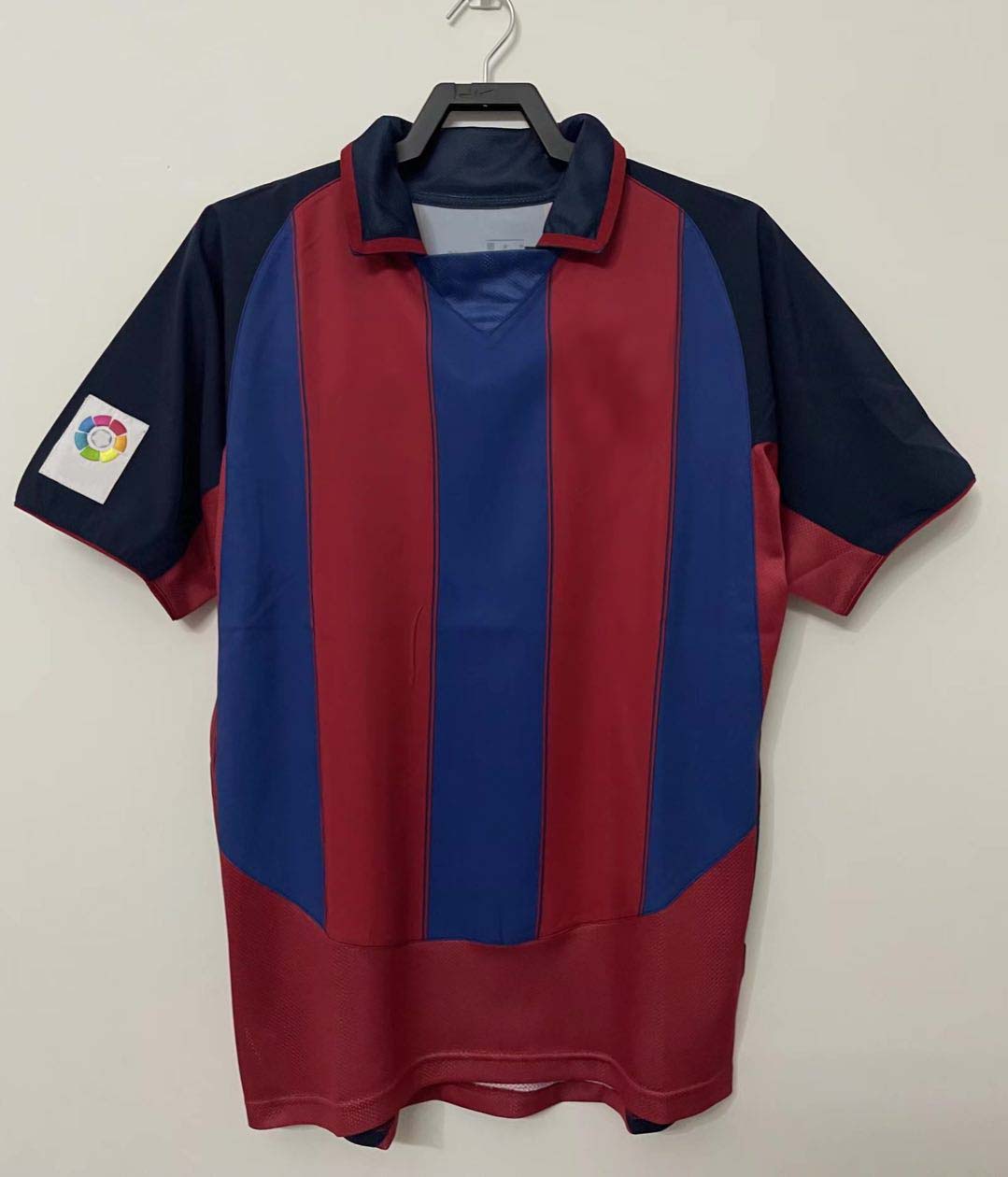 

Retro classic 2003 2004 PUYOL XAVI soccer jerseys Saviola GERARD Kluivert Gabri A.Iniesta Luis Enrique Overmars RONALDINHO Cocu 03 04 football shirt, 03/04 home