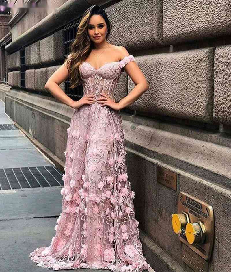 Dusty Pink Evening Dress Off Shoulder A-line Laces Flowers V-neck Backless Sweep Train Illusion Prom Dress-image-688765647