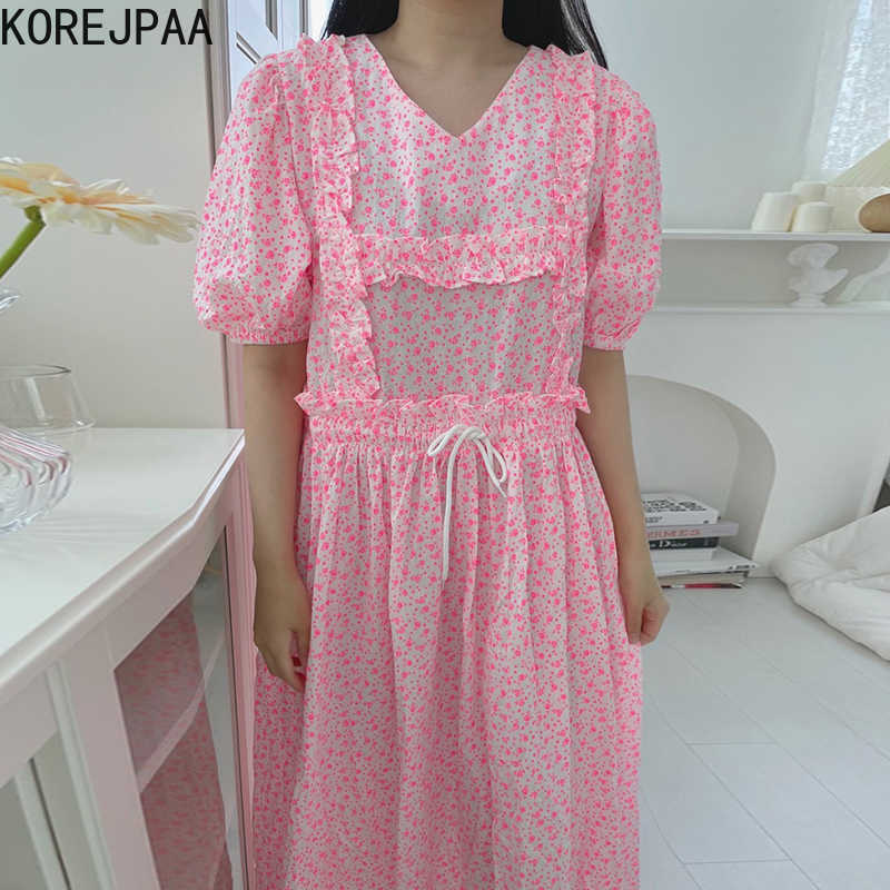 

Korejpaa Women Dress Summer Korean Chic Sweet Age Reducing V-Neck Wooden Ears Design Drawstring Floral Puff Sleeve Vestidos 210526, Pink