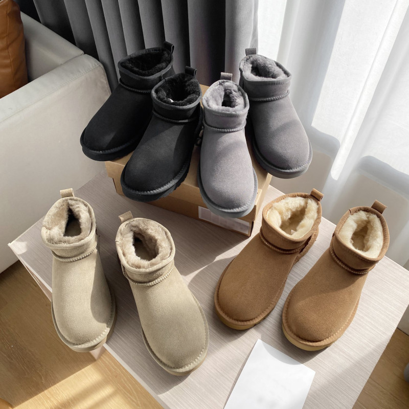 

High quality autumn and winter new flat heel womens snow boots short boots wool one-piece foot cover luxury designer round head thick bottom thermal size 35-40, Color 2