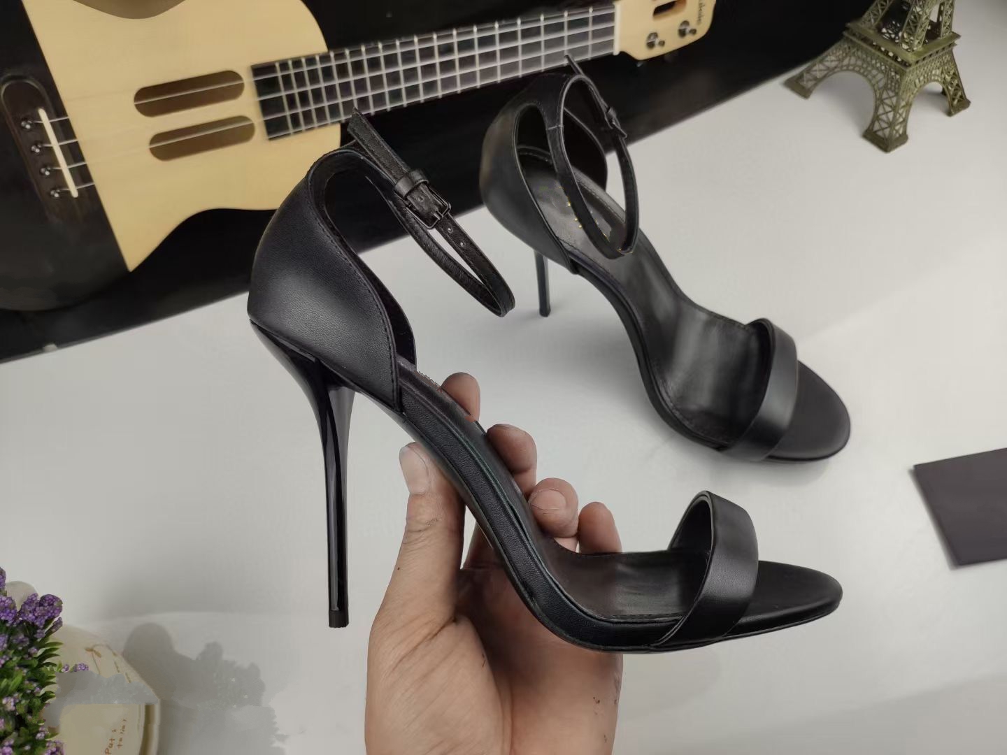 

Custom made Top quality suede inside luxury designer metal strip Black Pat KJ001ent Leather Thrill Heel Pumps Women Tribute