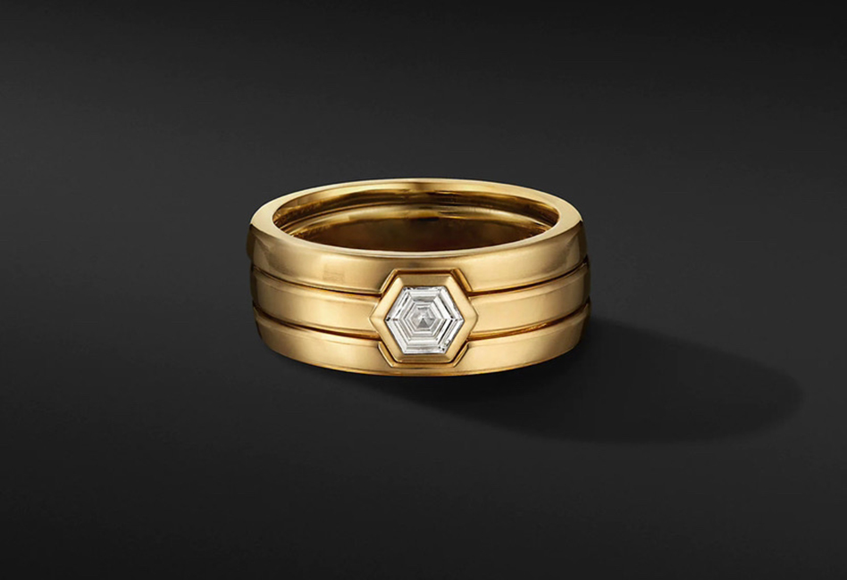 Solid 18K gold solitaire set of rings hexagon 5.5mm center moissanite color DE clarity VVS1 width 10.0mm ring